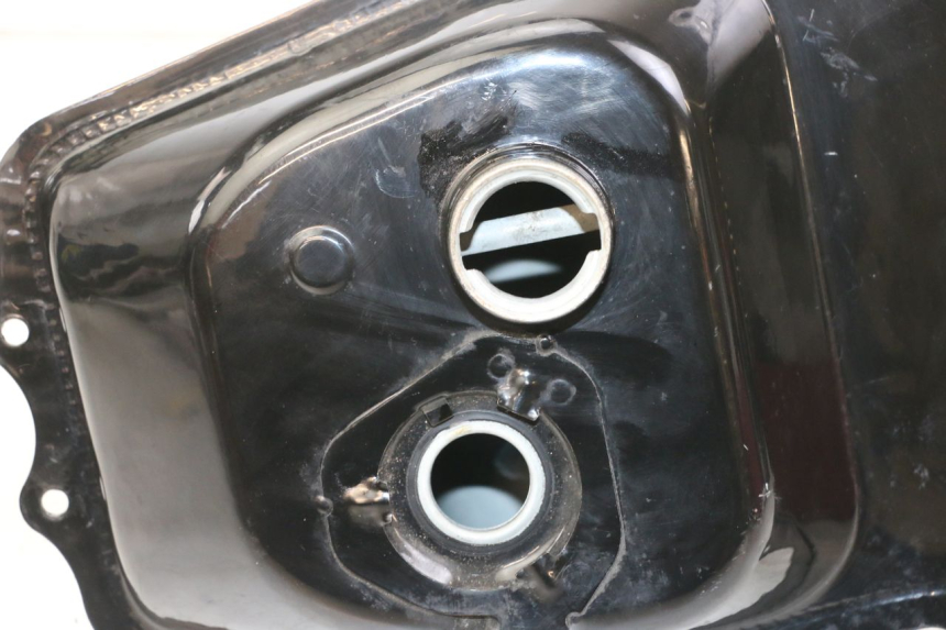 photo de ZBIORNIK PALIWA JM MOTORS VX 125 (2022 - 2025) - Szczegół części