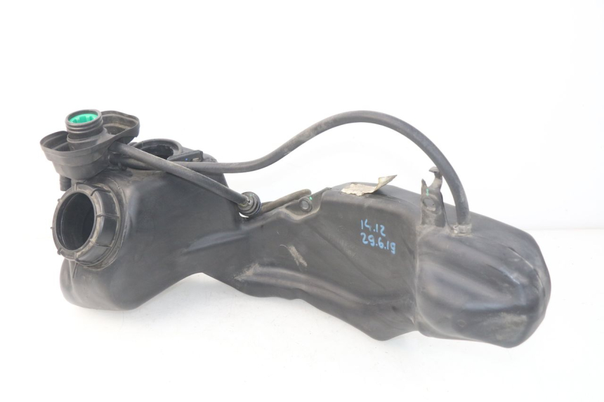 photo de ZBIORNIK PALIWA PIAGGIO LIBERTY IGET 4T 50 (2015 - 2020) - Inny kąt widzenia