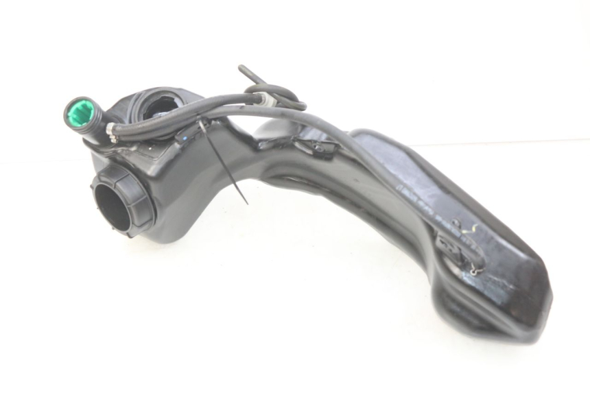 photo de ZBIORNIK PALIWA PIAGGIO LIBERTY IGET 4T 50 (2015 - 2020) - Inny kąt widzenia