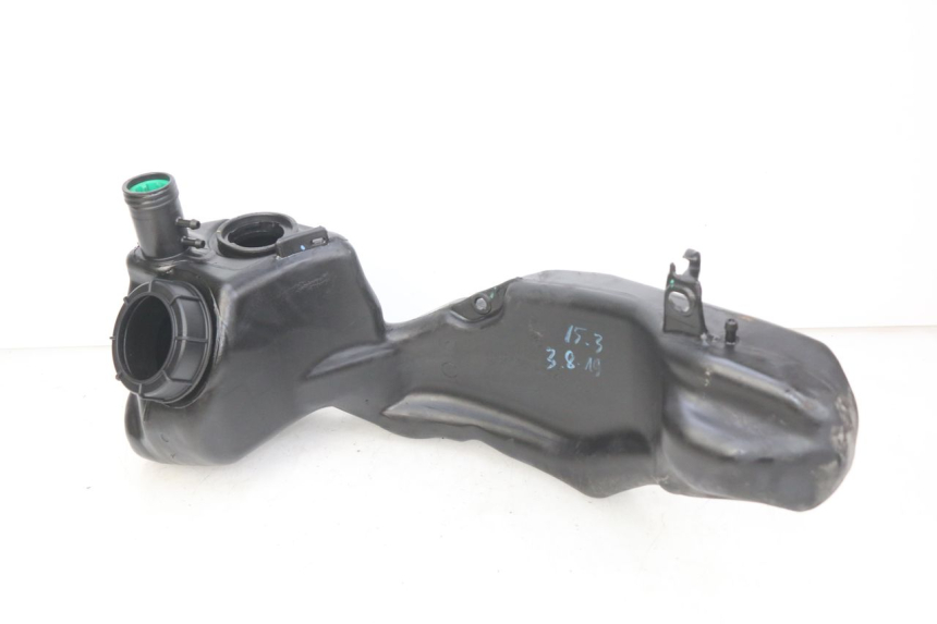 photo de ZBIORNIK PALIWA PIAGGIO LIBERTY IGET 4T 50 (2015 - 2020) - Zoom stanu zużycia