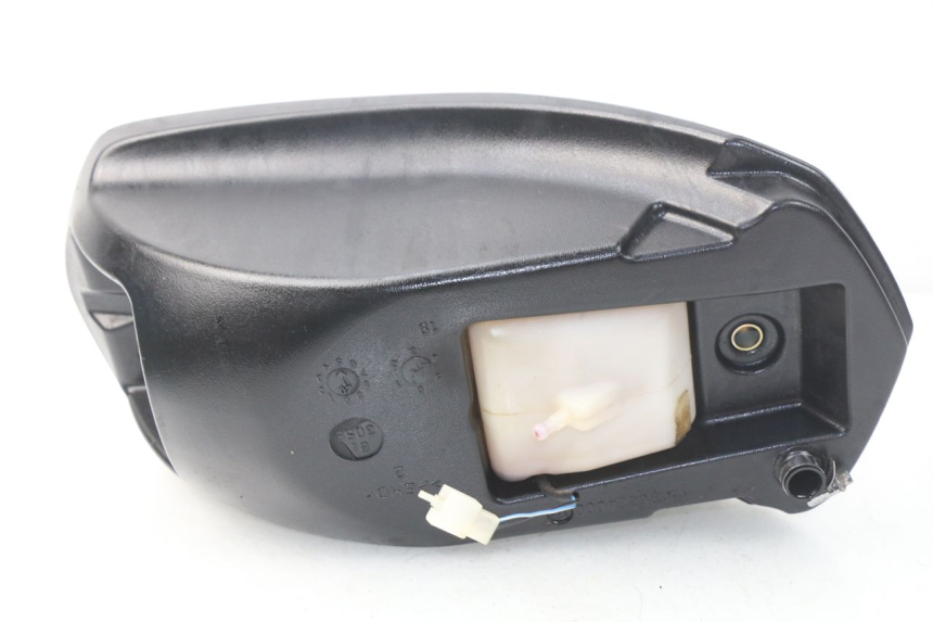 photo de ZBIORNIK PALIWA PEUGEOT LUDIX 50 (2005 - 2007) - Zoom stanu zużycia