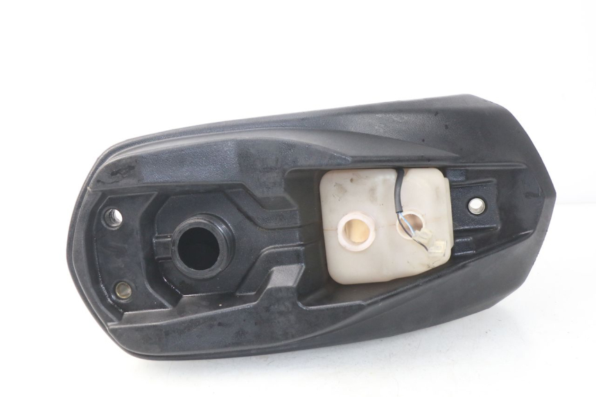 photo de ZBIORNIK PALIWA PEUGEOT LUDIX 50 (2008 - 2017) - Szczegół części