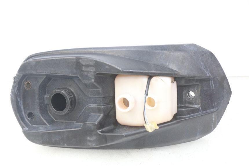 photo de ZBIORNIK PALIWA PEUGEOT LUDIX SNAKE 2T 50 (2004 - 2014) - Widok główny