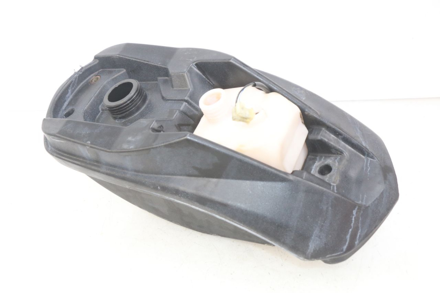 photo de ZBIORNIK PALIWA PEUGEOT LUDIX SNAKE 2T 50 (2004 - 2014) - Zbliżenie techniczne