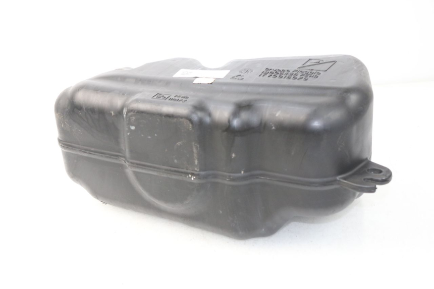 photo de ZBIORNIK PALIWA PIAGGIO MP3 HPE 500 (2019 - 2022) - Szczegół części