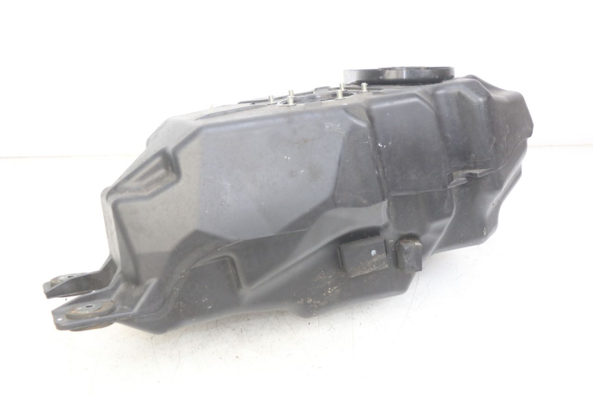 photo de ZBIORNIK PALIWA YAMAHA MT ABS 125 (2014 - 2018) - Zbliżenie techniczne