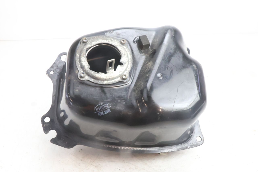 photo de ZBIORNIK PALIWA YAMAHA N-MAX NMAX 125 (2021 - 2024) - Stan powierzchni