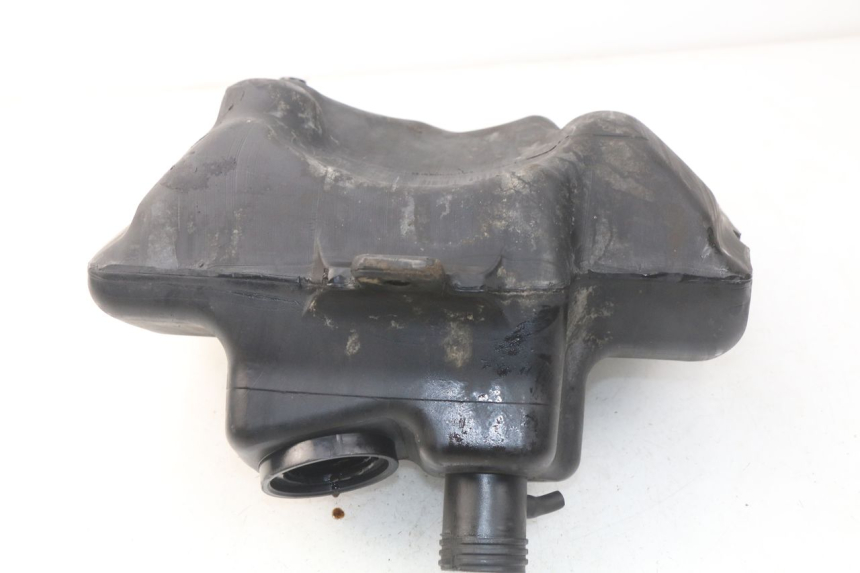 photo de ZBIORNIK PALIWA PIAGGIO NEW TYPHOON 50 (2010 - 2017) - Zoom stanu zużycia