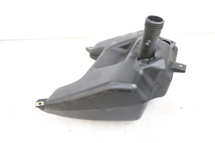 photo de ZBIORNIK PALIWA PIAGGIO NEW TYPHOON 50 (2018 - 2021) - Inny kąt widzenia