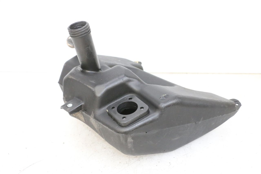 photo de ZBIORNIK PALIWA PIAGGIO NEW TYPHOON 50 (2018 - 2021) - Inny kąt widzenia