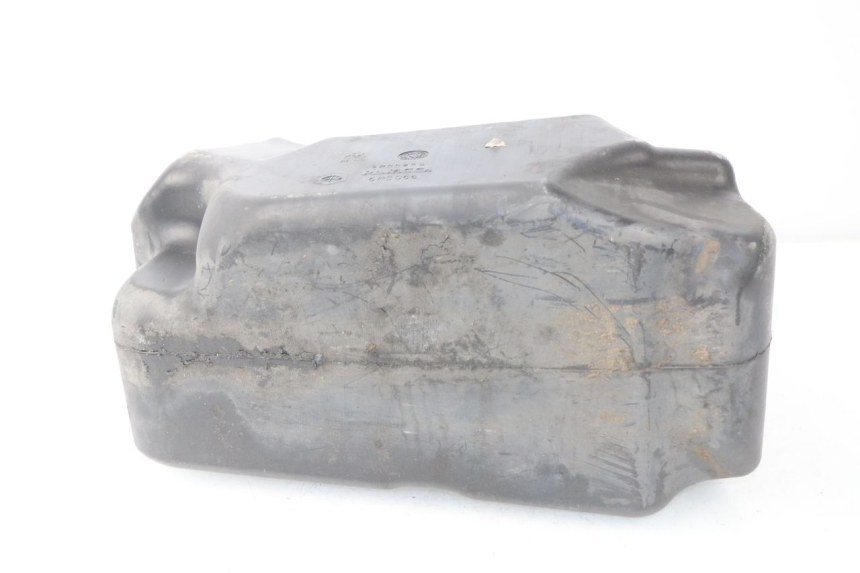 photo de ZBIORNIK PALIWA GILERA NEXUS 125 (2009 - 2013) - Zoom stanu zużycia