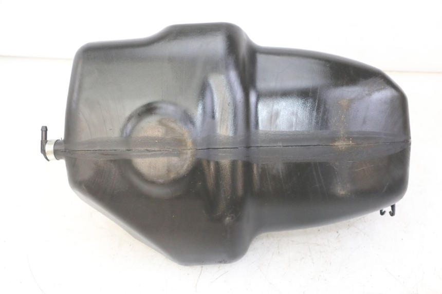 photo de ZBIORNIK PALIWA PIAGGIO NRG POWER PUREJET 50 (2018 - 2021) - Zbliżenie techniczne