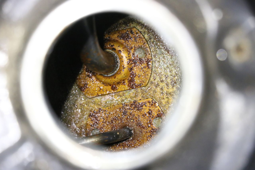 photo de ZBIORNIK PALIWA HONDA NSR R 125 (1994 - 2003) - Szczegół części