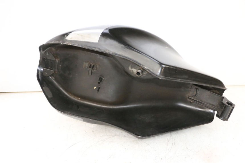 photo de ZBIORNIK PALIWA HONDA NSR R 125 (1994 - 2003) - Zbliżenie techniczne