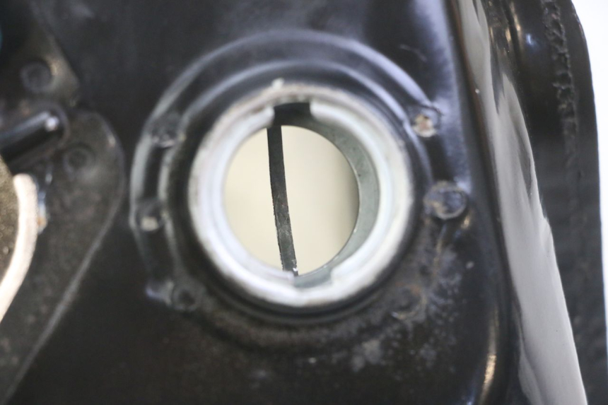 photo de ZBIORNIK PALIWA SYM ORBIT 2 4T 50 (2008 - 2017) - Zoom stanu zużycia