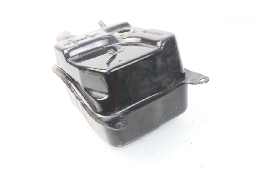 photo de ZBIORNIK PALIWA SYM ORBIT III 3 4T 50 (2018 - 2021) - Inny kąt widzenia