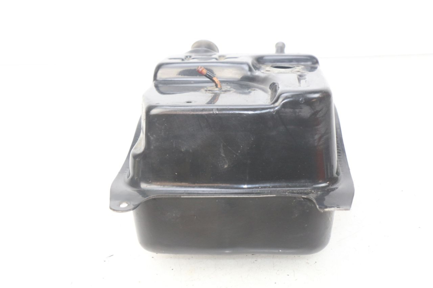 photo de ZBIORNIK PALIWA SYM ORBIT III 3 4T 50 (2018 - 2021) - Zoom stanu zużycia