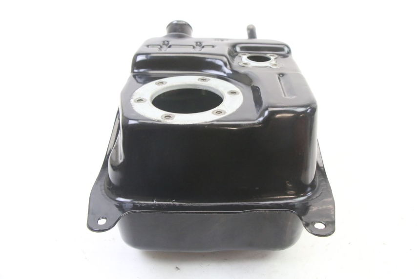 photo de ZBIORNIK PALIWA SYM ORBIT III 3 4T 50 (2021 - 2025) - Inny kąt widzenia