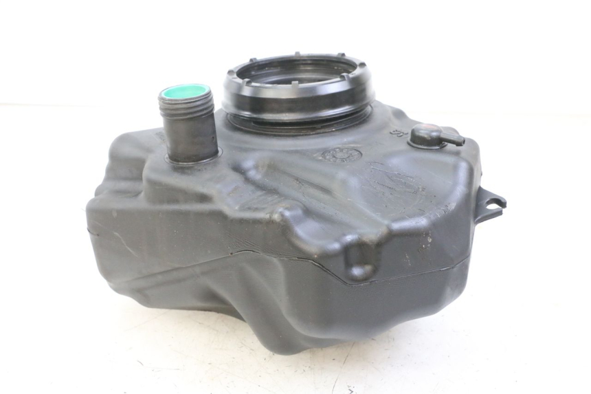 photo de ZBIORNIK PALIWA MBK OVETTO 4T 50 (2008 - 2016) - Inny kąt widzenia