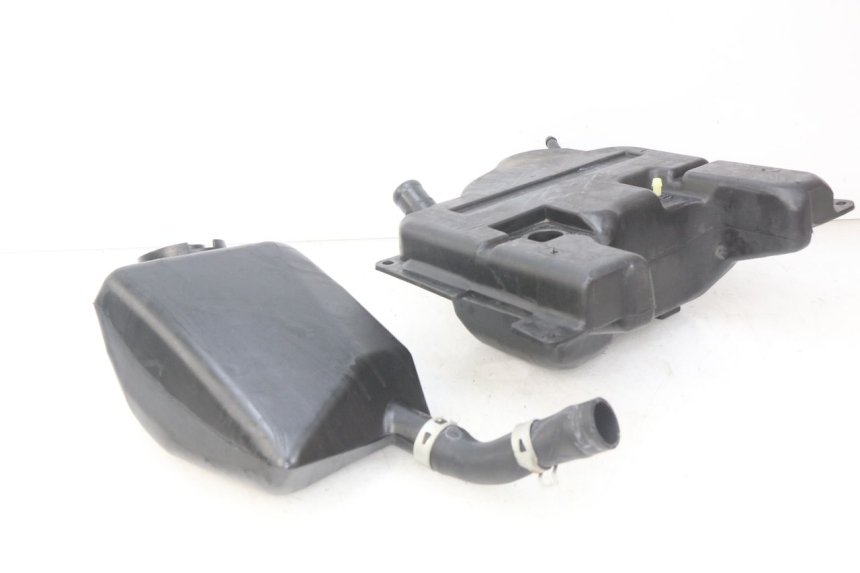 photo de ZBIORNIK PALIWA KYMCO PEOPLE 250 (2004 - 2008) - Zbliżenie techniczne