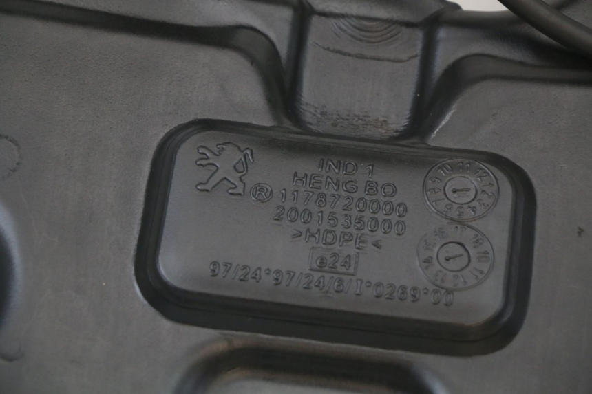 photo de ZBIORNIK PALIWA PEUGEOT DJANGO 125 (2014 - 2017) - Szczegół części