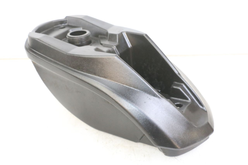 photo de ZBIORNIK PALIWA PEUGEOT LUDIX ONE 50 (2005 - 2008) - Zbliżenie techniczne