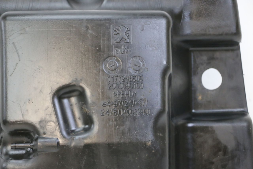 photo de ZBIORNIK PALIWA PEUGEOT SPEEDFIGHT 3 LC 2T 50 (2009 - 2015) - Szczegół części