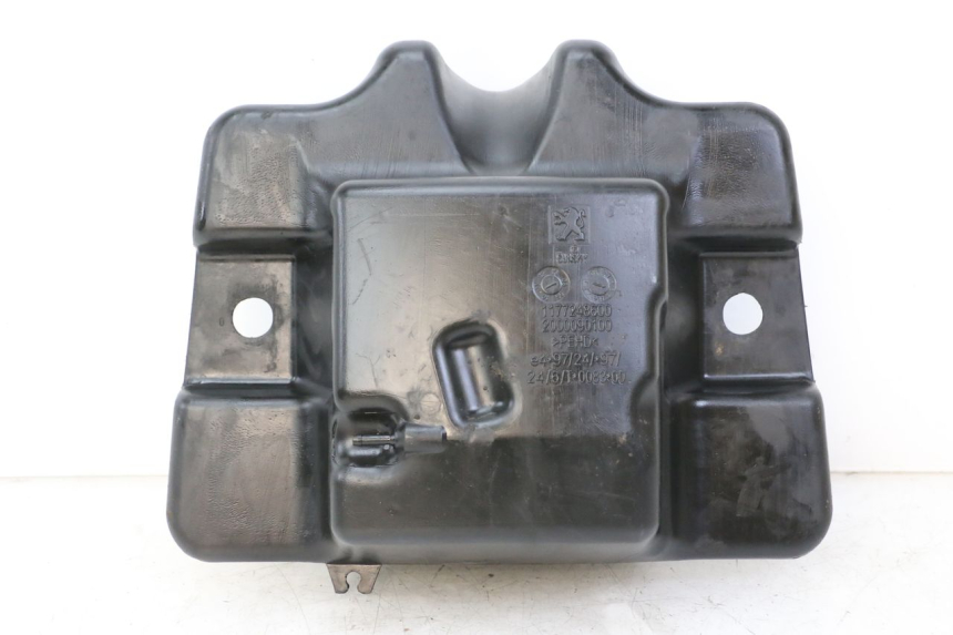 photo de ZBIORNIK PALIWA PEUGEOT SPEEDFIGHT 3 LC 2T 50 (2009 - 2015) - Zoom stanu zużycia