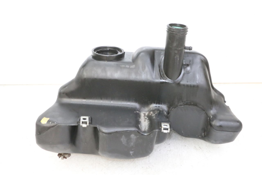 photo de ZBIORNIK PALIWA PIAGGIO VESPA LX 150 (2005 - 2013) - Widok główny