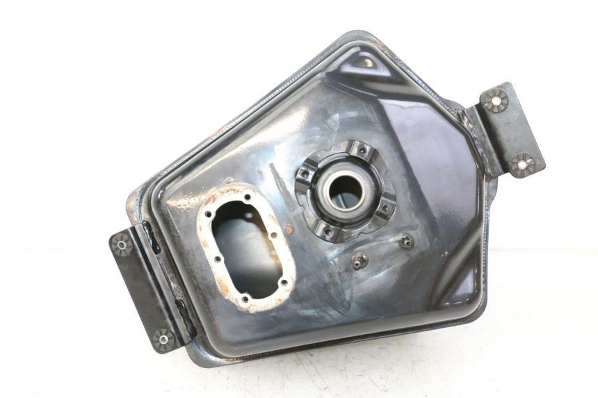 photo de DODATKOWY ZBIORNIK PALIWA MAG POWER R-STREET 50 (2016 - 2025) - Zbliżenie techniczne