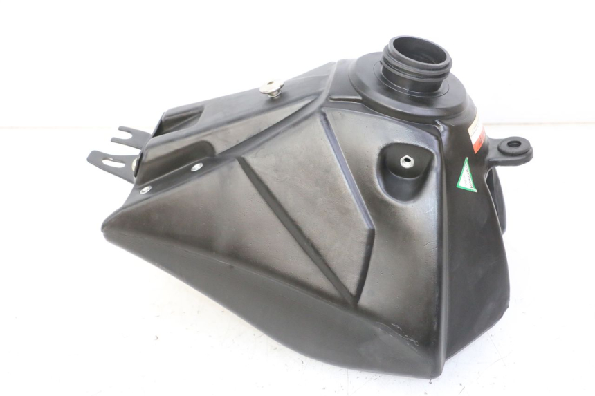 photo de ZBIORNIK PALIWA APOLLO RFZ 125 - Zbliżenie techniczne