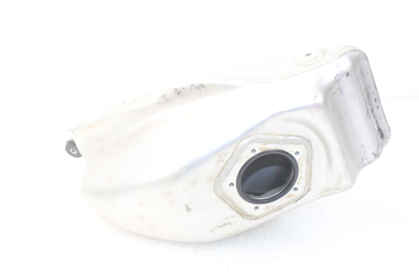 photo de ZBIORNIK PALIWA SUZUKI RMZ RM-Z 450 (2008 - 2011) - Zbliżenie techniczne