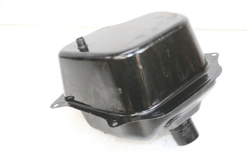 photo de ZBIORNIK PALIWA TNT MOTOR ROMA 10' 4T 50 (2019 - 2022) - Zbliżenie techniczne