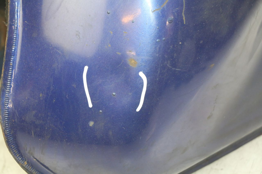 photo de ZBIORNIK PALIWA HYOSUNG RT KARION 125 (2003 - 2007) - Szczegóły charakterystyczne