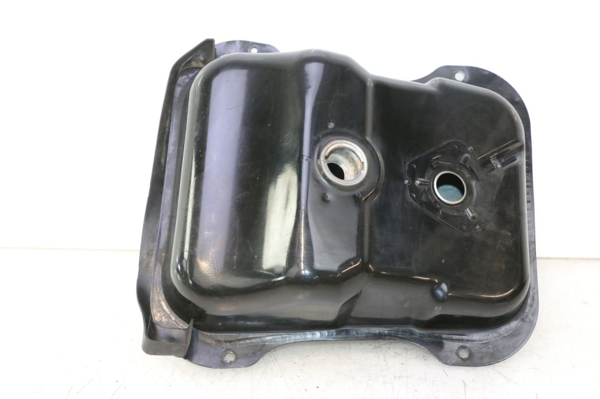 photo de ZBIORNIK PALIWA HONDA SH 125 (2001 - 2003) - Widok główny