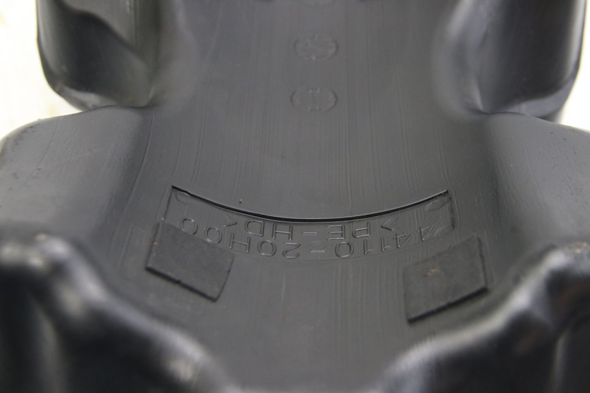 photo de ZBIORNIK PALIWA SUZUKI SIXTEEN 125 (2008 - 2010) - Zdjęcie dodatkowe