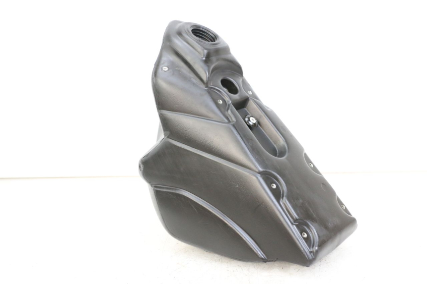 photo de ZBIORNIK PALIWA SHERCO SM-R 50 (2013 - 2017) - Zbliżenie techniczne