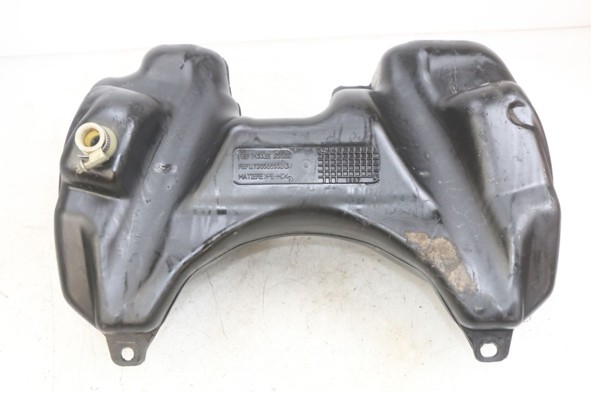 photo de ZBIORNIK PALIWA PEUGEOT SPEEDFIGHT LC 50 (1996 - 2002) - Zoom stanu zużycia