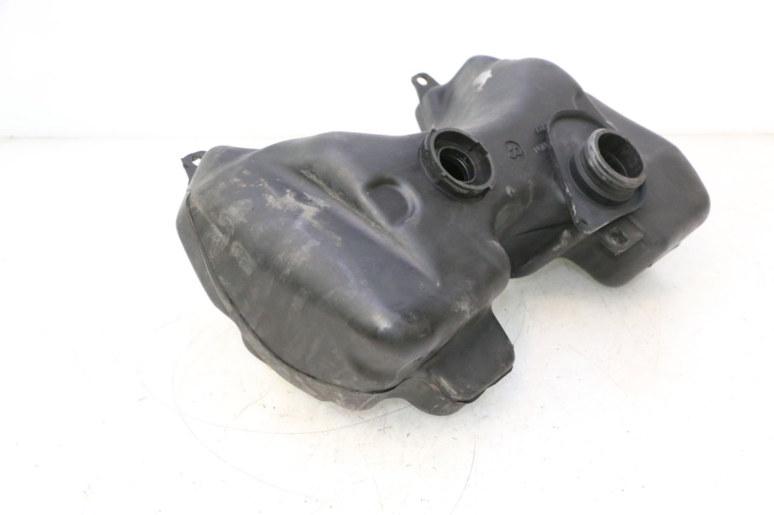 photo de ZBIORNIK PALIWA PEUGEOT SPEEDFIGHT LC 50 (1996 - 2002) - Inny kąt widzenia
