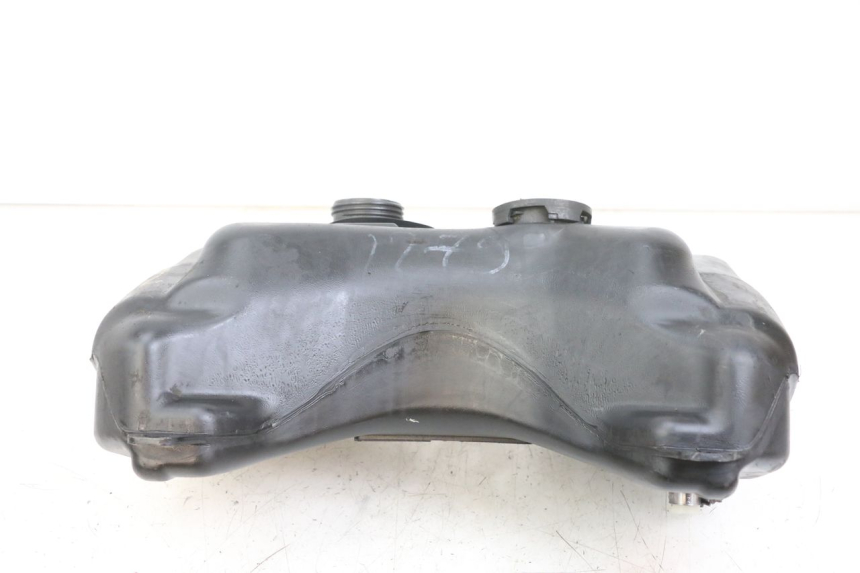 photo de ZBIORNIK PALIWA PEUGEOT SPEEDFIGHT 100 (1997 - 2007) - Zoom stanu zużycia