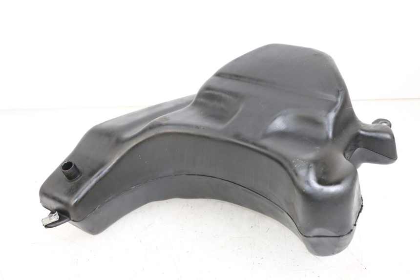 photo de ZBIORNIK PALIWA APRILIA SR CARB LC 2T 50 (2004 - 2012) - Zoom stanu zużycia