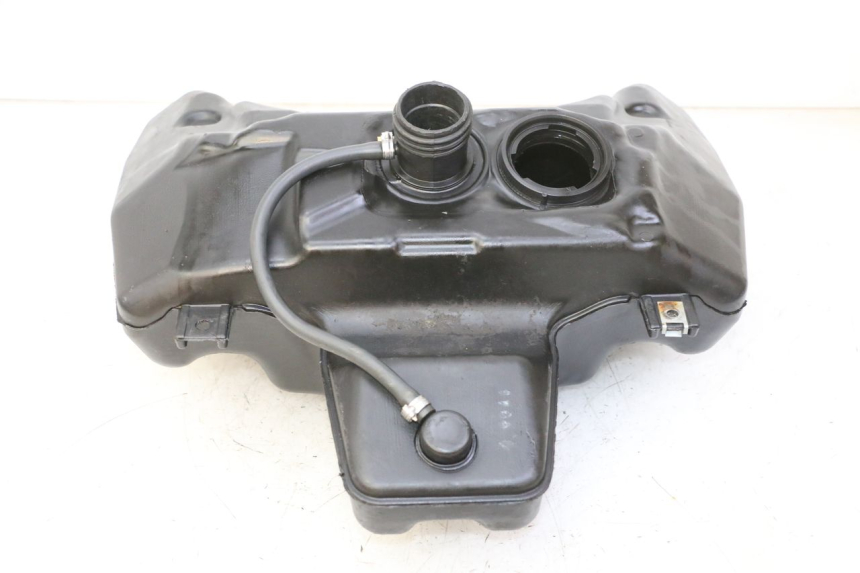 photo de ZBIORNIK PALIWA APRILIA SR R 2T LC 50 (2018 - 2021) - Inny kąt widzenia