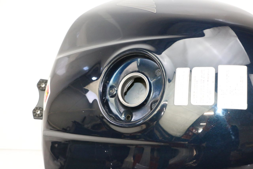 photo de ZBIORNIK PALIWA HONDA ST PAN EUROPEAN 1300 (2002 - 2013) - Inny kąt widzenia