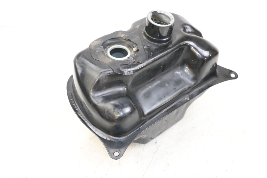 photo de ZBIORNIK PALIWA VASTRO STREET X 4T 50 (2016 - 2021) - Zbliżenie techniczne