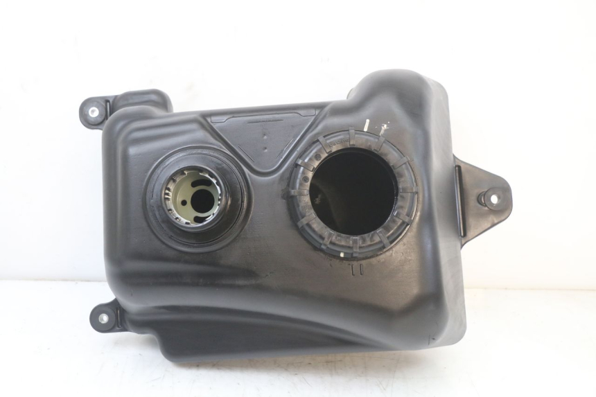 photo de ZBIORNIK PALIWA SUZUKI BURGMAN 125 (2018 - 2021) - Widok główny