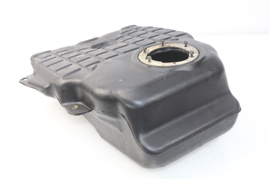 photo de ZBIORNIK PALIWA PEUGEOT SV 80 (1993 - 1997) - Szczegół części