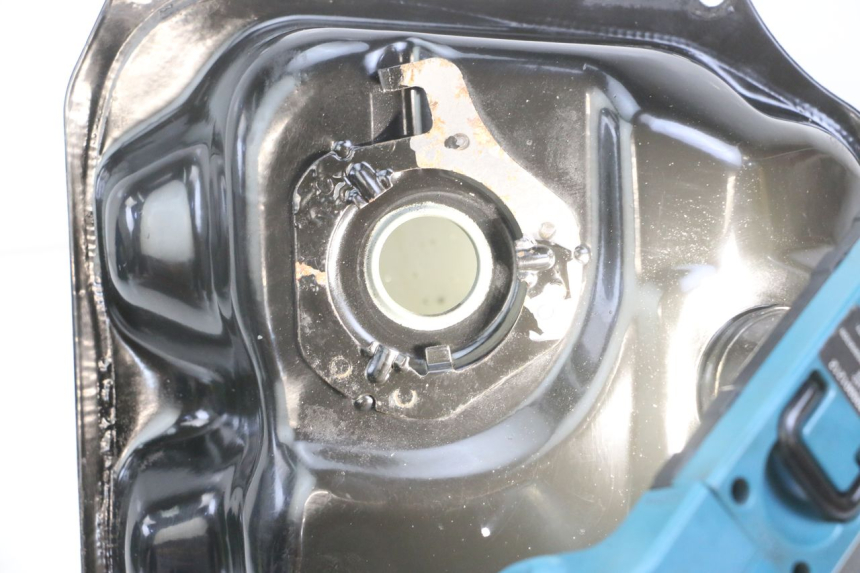 photo de ZBIORNIK PALIWA TNT MOTOR ROMA 10' 4T 50 (2019 - 2022) - Szczegół części