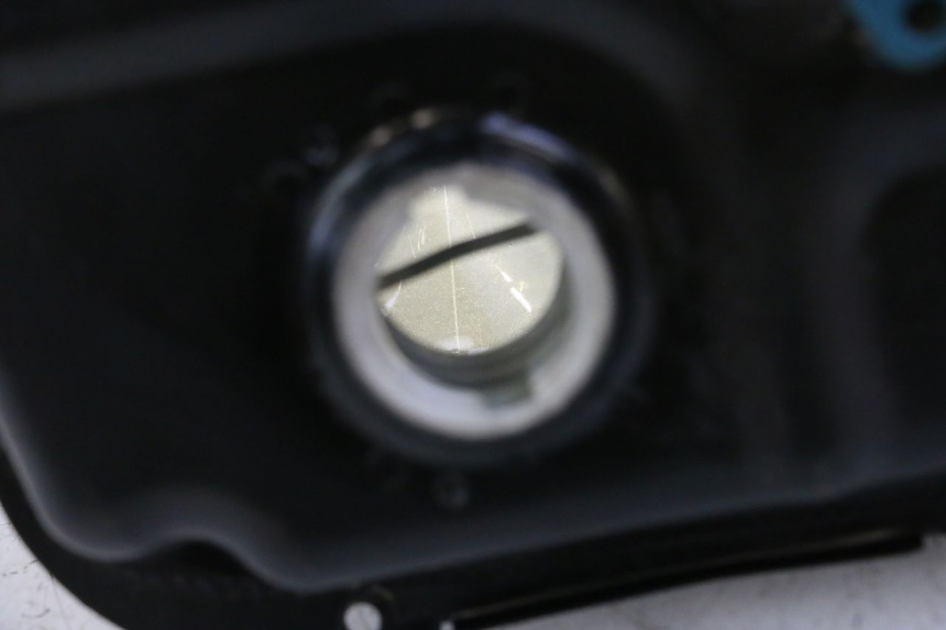 photo de ZBIORNIK PALIWA PEUGEOT TWEET 4T 50 (2014 - 2019) - Szczegół części