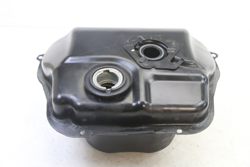 photo de ZBIORNIK PALIWA PEUGEOT TWEET 4T 50 (2014 - 2019) - Szczegół części