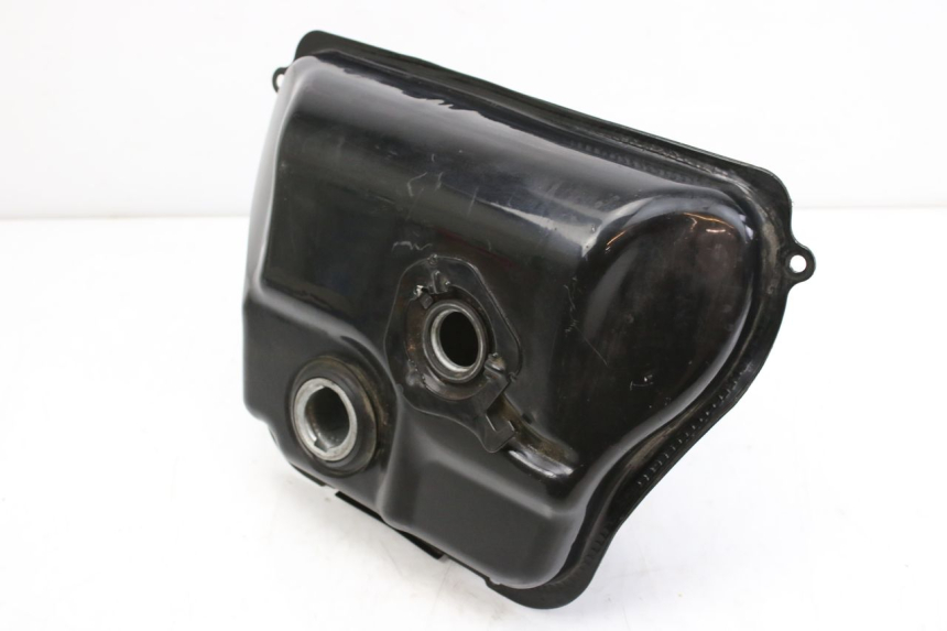 photo de ZBIORNIK PALIWA PEUGEOT TWEET 125 (2010 - 2017) - Szczegół części